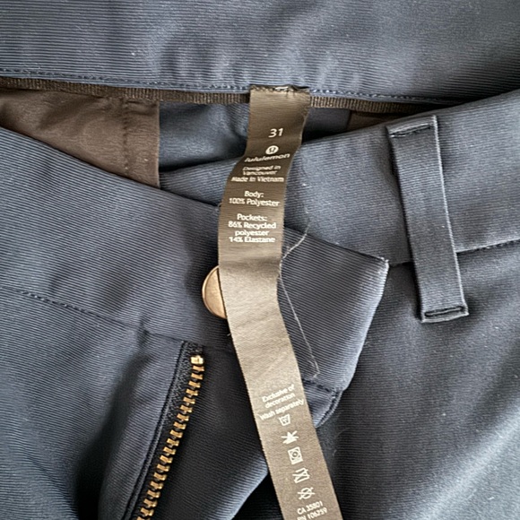 Lululemon Commission Pant - Picture 2 of 5